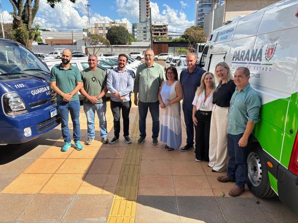 Prefeitura de Toledo entrega 12 novos veículos para reforçar serviços públicos