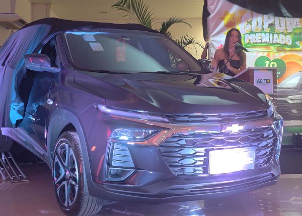 Campanha 'Meu Cupom Premiado' da ACIT terá R$ 169,9 mil em prêmios; carro 0 km está entre os sorteios