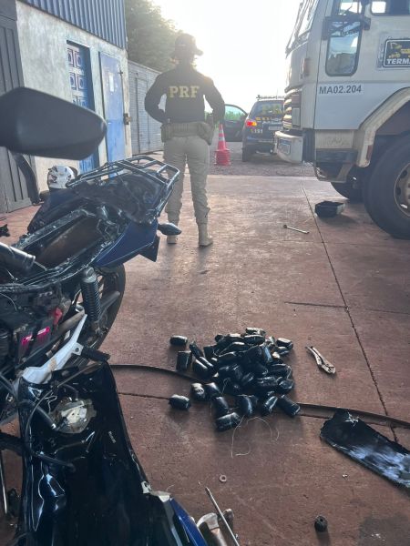 Moradora de Toledo é presa com 7,6 kg de haxixe pela PRF em Vila Ipiranga