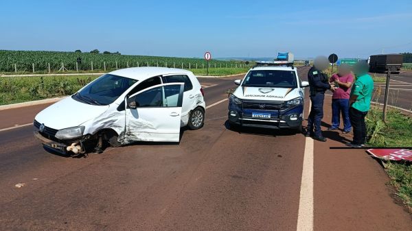 Colisão na saída para a BR-163, em Toledo, termina com roda arrancada e mulher ferida