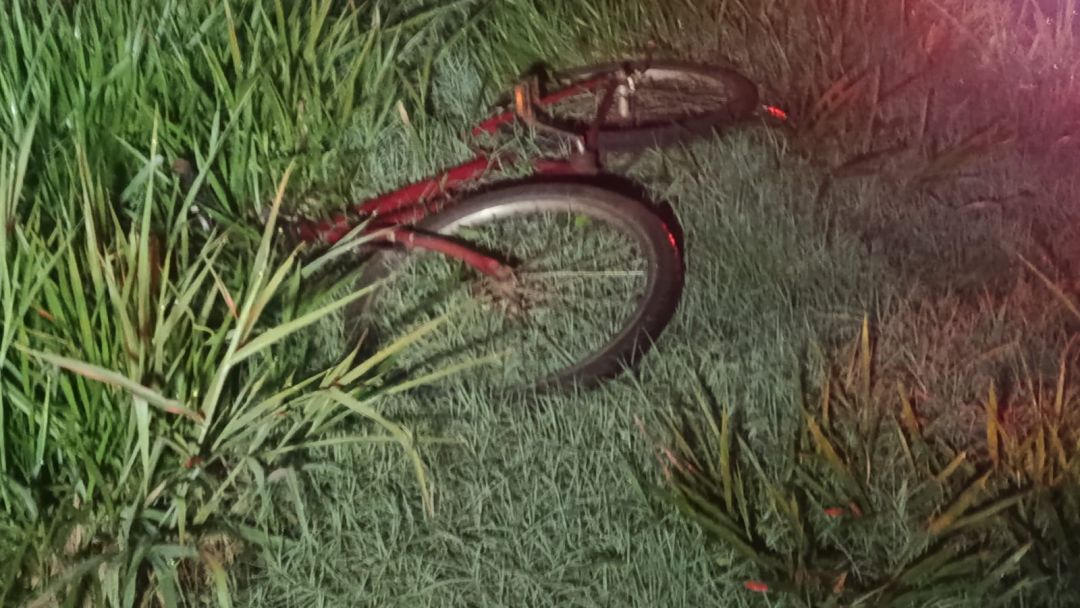 Colisão em sequência deixa ciclista gravemente ferido na PR-239, em Toledo