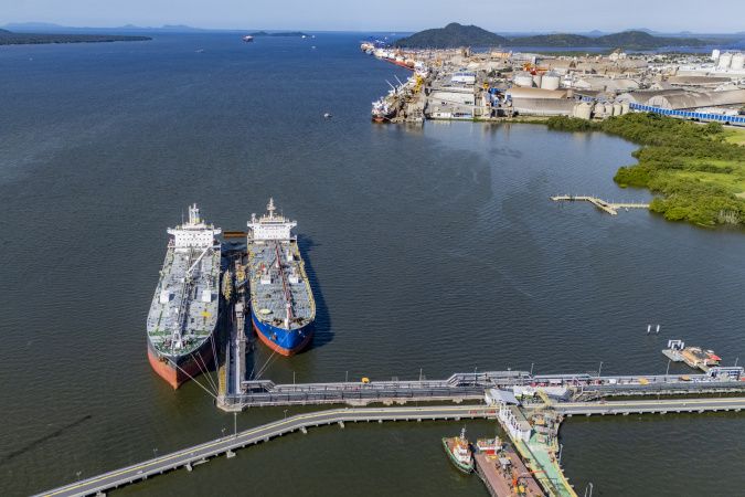 Portos do Paraná investe R$ 100 milhões em segunda etapa de modernização do píer de líquidos