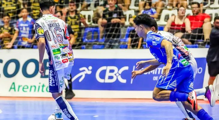 Cascavel Futsal reage após sair atrás e empata com Umuarama pela Liga Nacional
