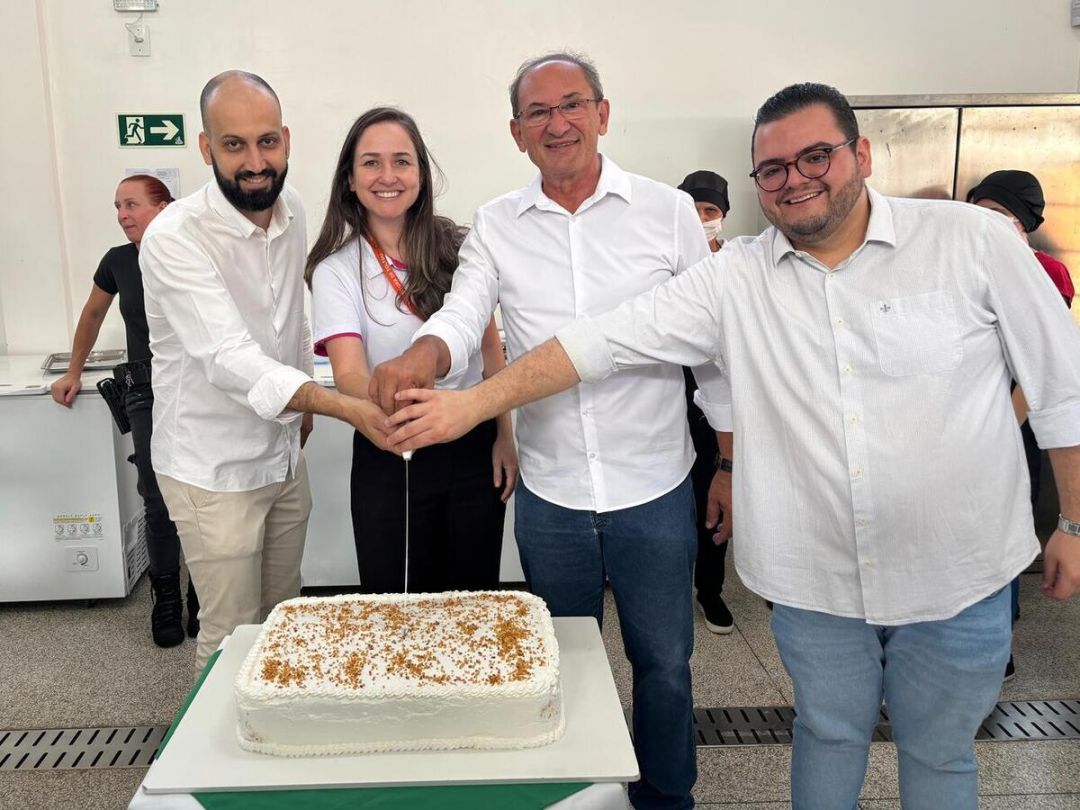 Banco de Alimentos celebra 2 anos com entrega de veículos e homenagem a parceiros