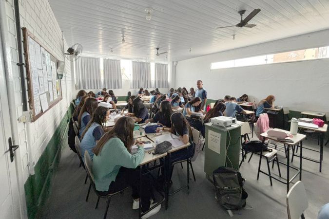 Começa retorno gradativo das aulas presenciais dos alunos do Instituto de Educação de Paranaguá