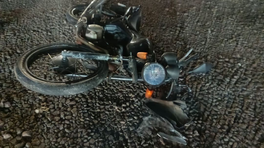 Acidente entre moto e carro deixa um ferido na Vila Operária, em Toledo