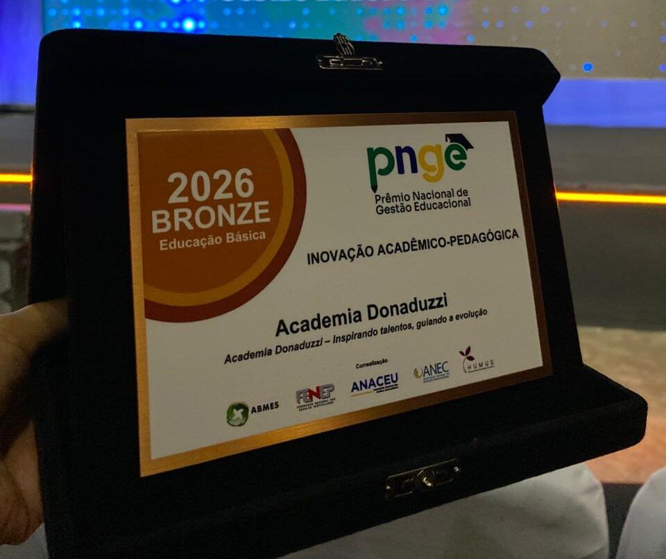 Academia Donaduzzi é premiada no principal congresso de gestão educacional do Brasil