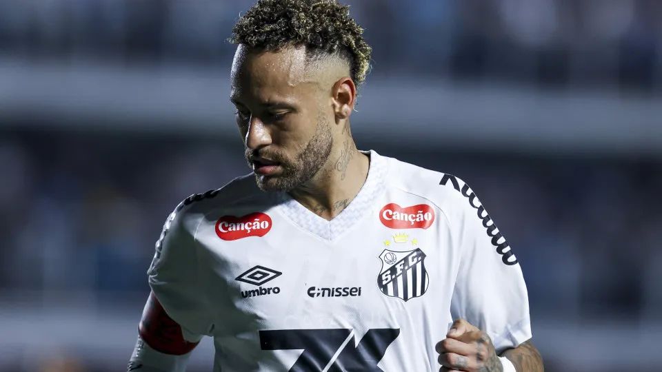 Cuca vê prejuízo na programação para Neymar após empate vergonhoso do Santos com Recoleta