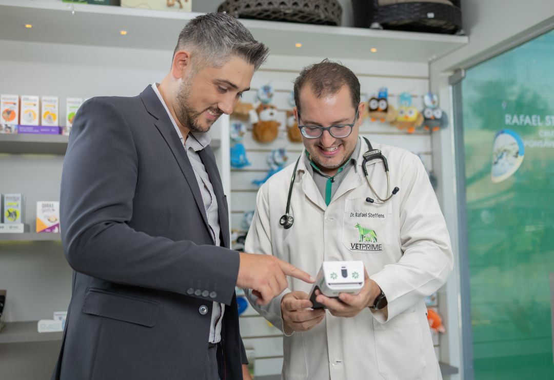 Clínica veterinária de Toledo cresce com foco em bem-estar animal em parceria sólida com o Sicredi