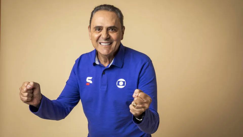 Luís Roberto anuncia início de tratamento contra neoplasia