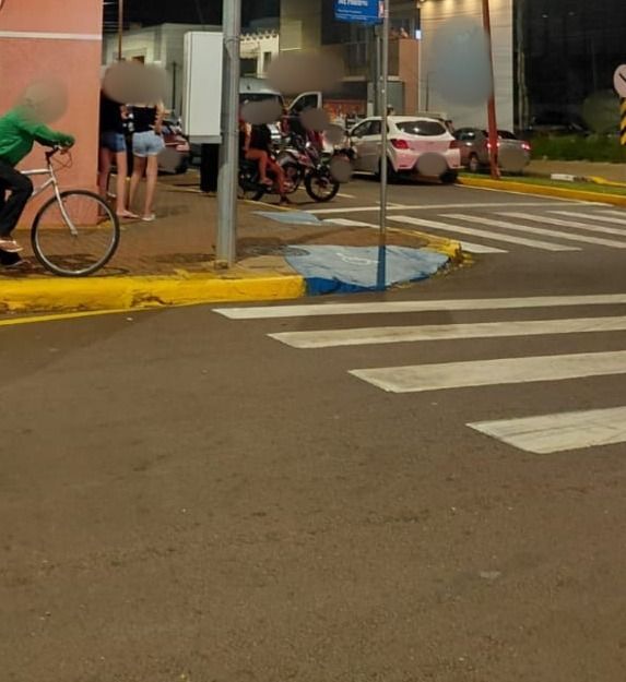 Motorista embriagada provoca acidente com moto e van na Vila Pioneiro, em Toledo