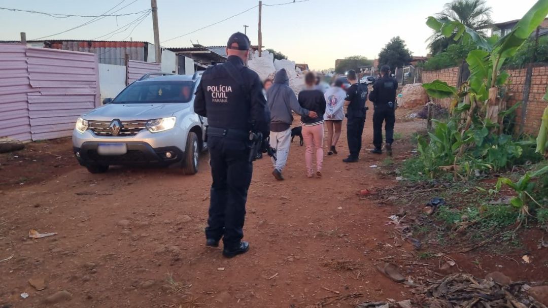 Polícia Civil realiza grande operação em Cascavel e pelo menos sete pessoas são detidas