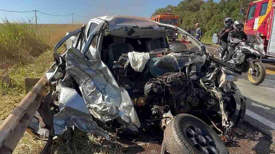 Quatro veículos batem e quatro pessoas ficam em estado grave na BR 369