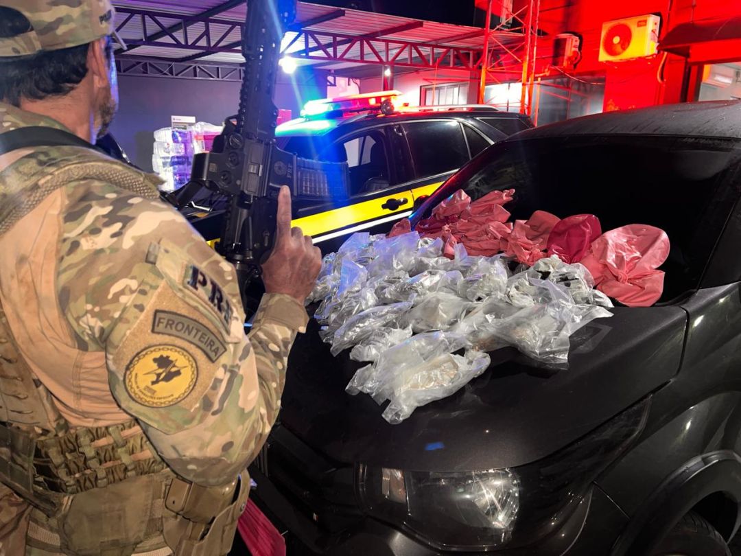 PRF apreende cocaína e haxixe escondidos em tanque de combustível em São Pedro do Iguaçu
