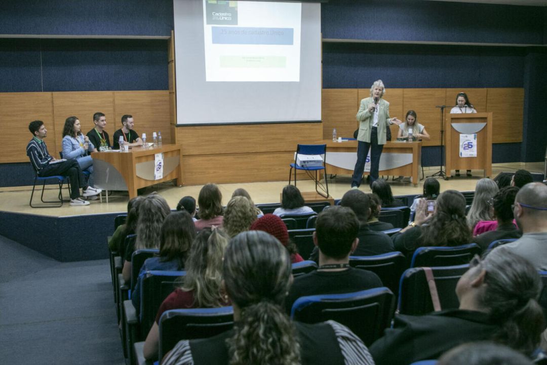 Secretaria de Assistência Social celebra aniversário de 25 anos do CadÚnico