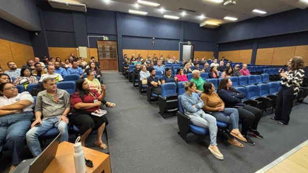 Secretaria da Educação orienta motoristas do transporte escolar