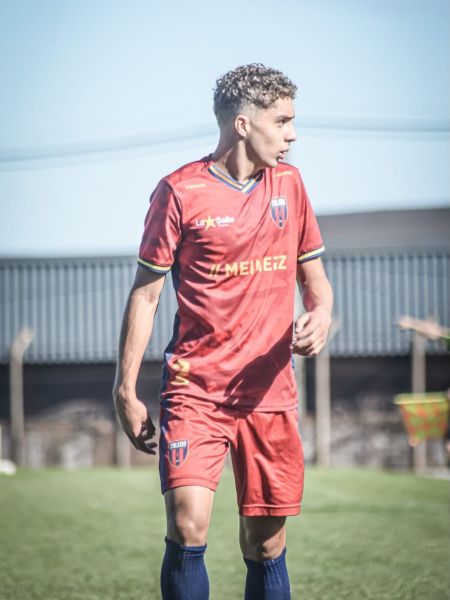 Toledo Esporte Clube vence no Sub-15 e aplica goleada histórica no Sub-17 pelo Paranaense