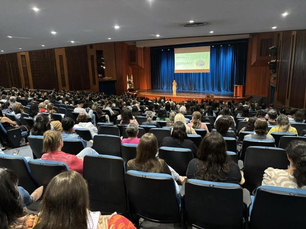 Simpósio de Neuropsiquiatria incentiva saúde mental nas escolas