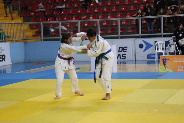 Secretaria de Esportes abre inscrições para aulas de judô no Centro de Artes Marciais