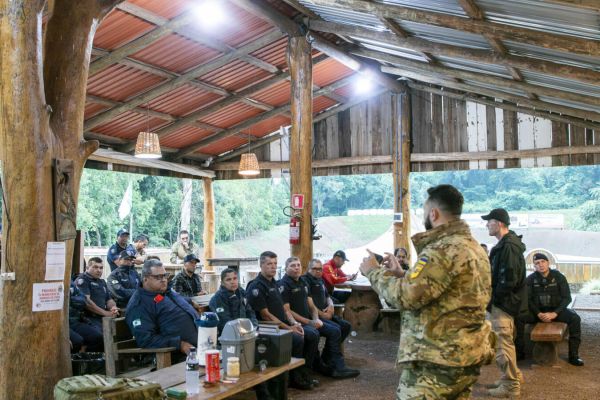 Guarda Municipal participa de treinamento sobre identificação de explosivos