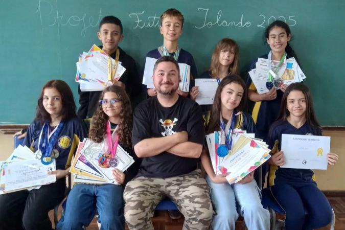 Projeto ajuda alunos do Paraná a conquistarem 400 medalhas em olimpíadas do conhecimento