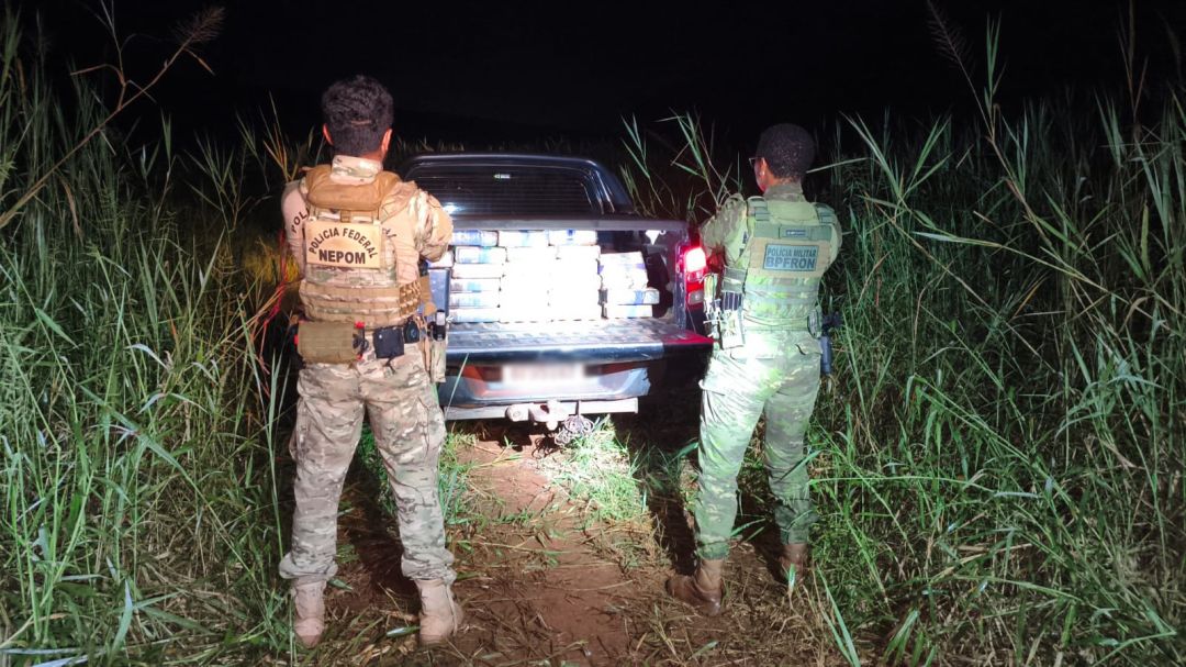 BPFRON e Polícia Federal apreendem mais de 420 kg de maconha em Santa Helena