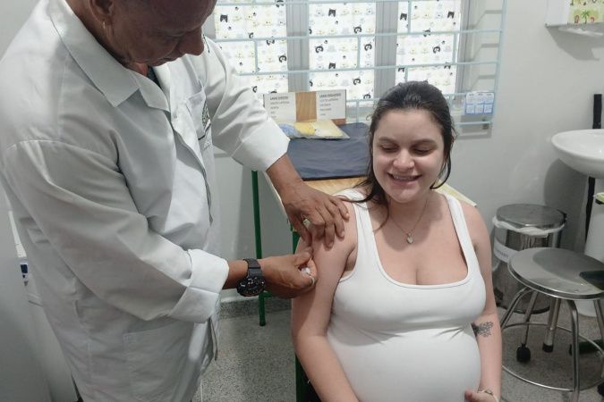 Gestantes: Paraná aplicou mais de 50 mil doses da vacina contra o vírus sincicial respiratório