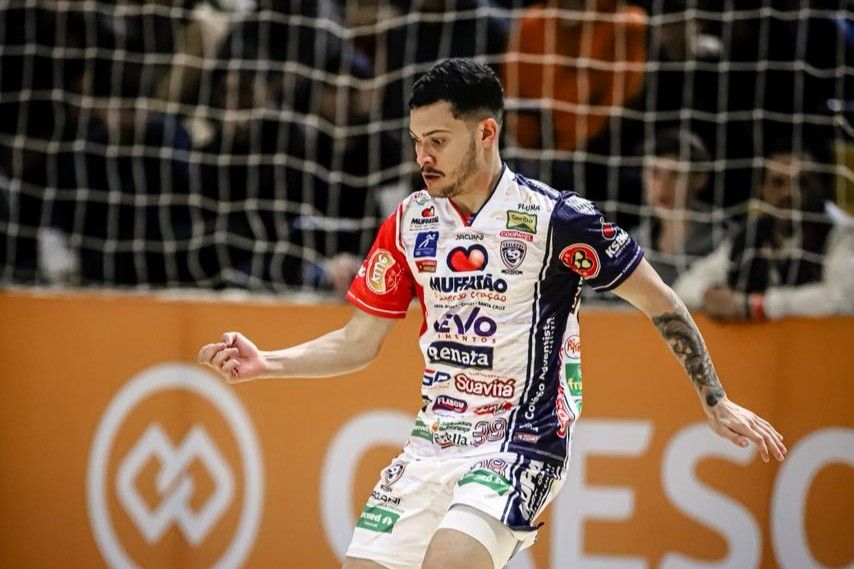 Cascavel Futsal reage após sair perdendo por 3 a 0 e vence o Marreco pela LNF
