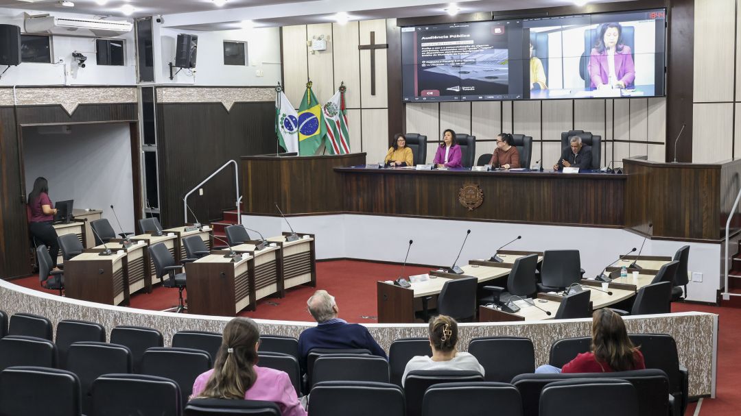 Audiência Pública debate proibição de comercialização e uso de cigarros eletrônicos em Toledo