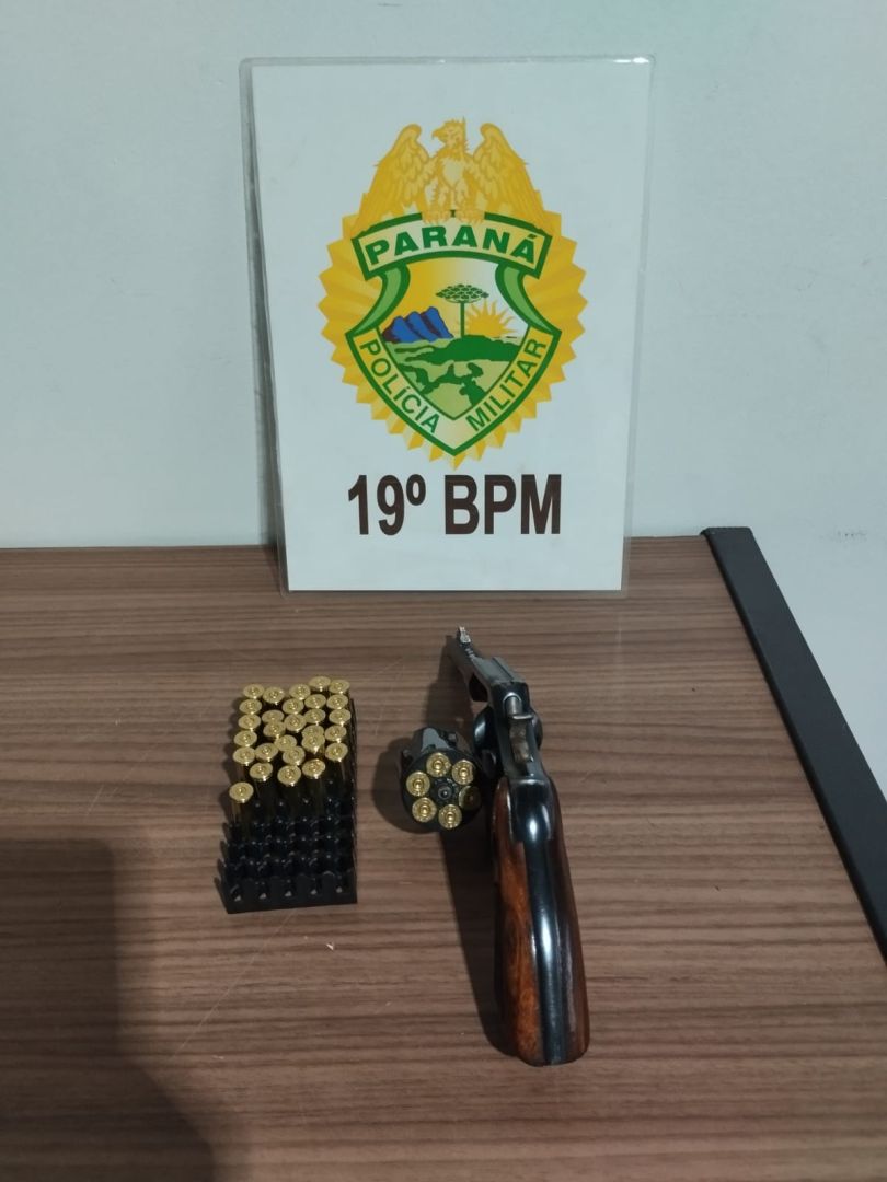 Polícia apreende arma após disparos em chácara e encaminha três homens à Delegacia em Toledo
