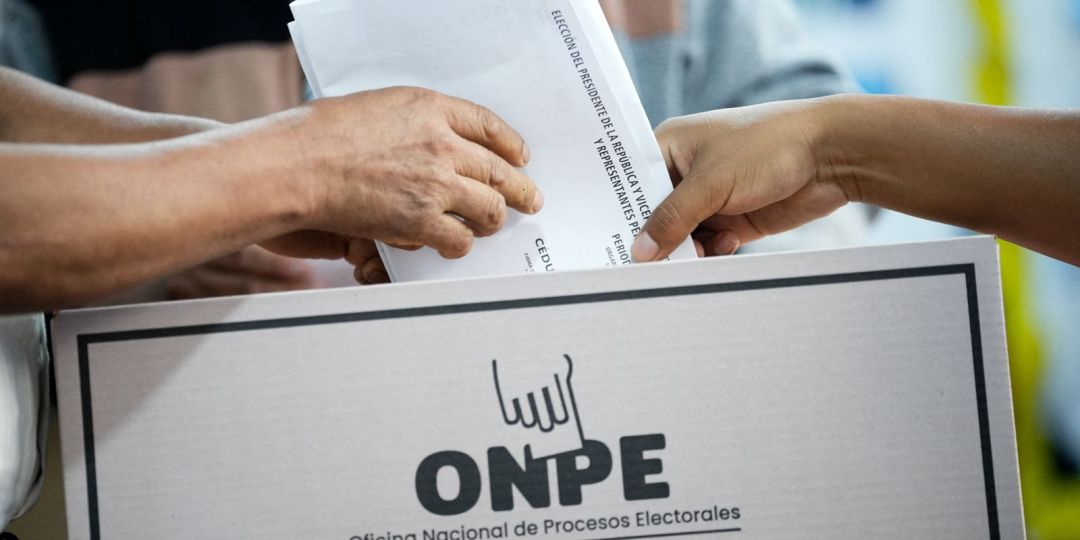 Peru: órgão eleitoral diz que vai corrigir falhas antes do 2º turno