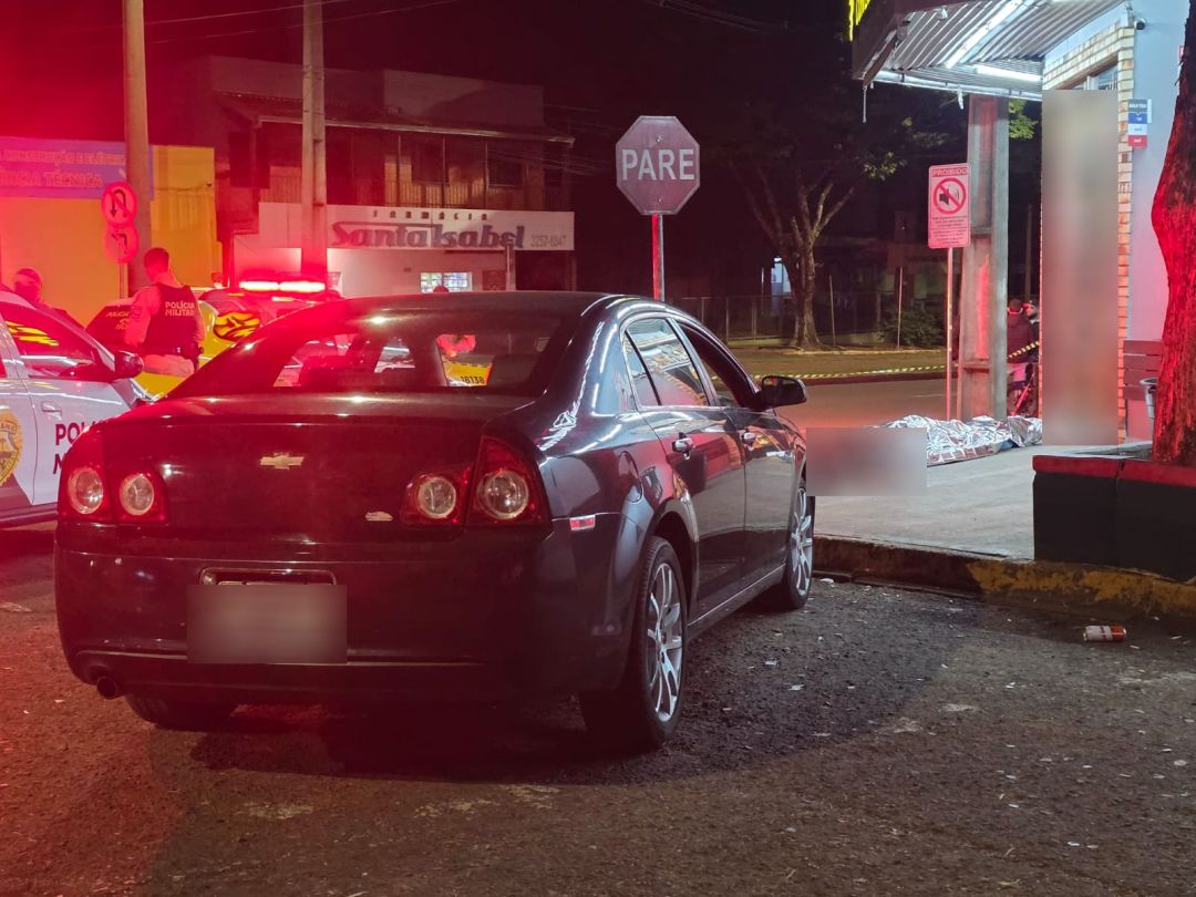 Homem é morto com tiro na testa em frente a conveniência em Toledo
