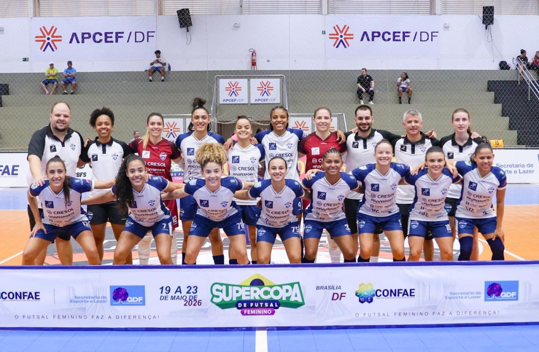 Stein Cascavel Futsal supera o Leoas da Serra, mantém 100% e está na semifinal da Supercopa Feminina