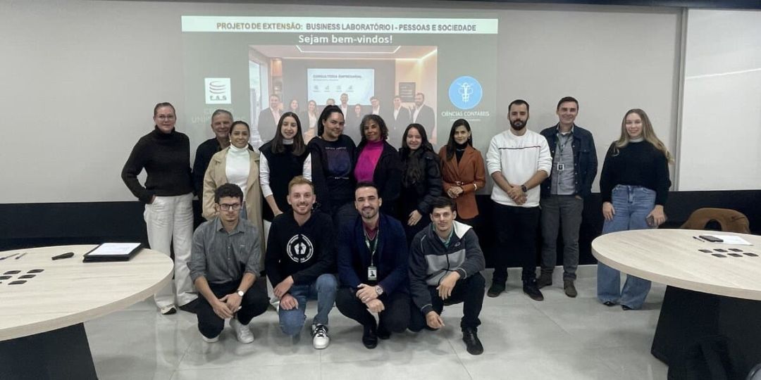 Acadêmicos de Ciências Contábeis da FAG Toledo atuam como consultores para empresas da região