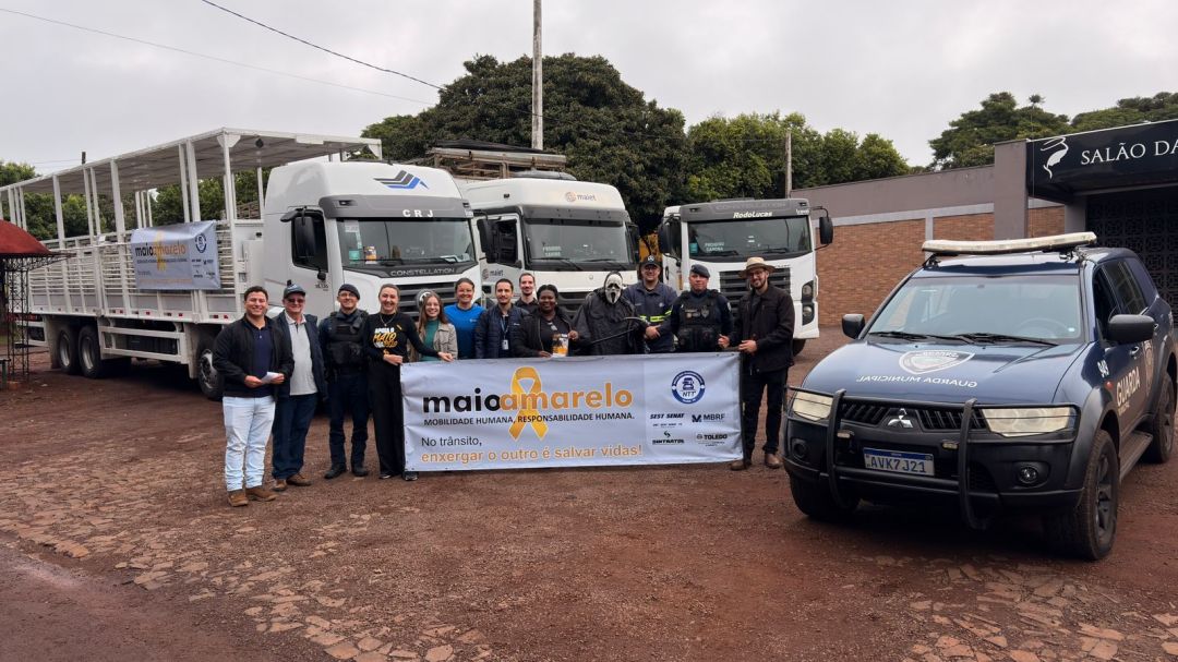 Maio Amarelo: Núcleo de Transportadoras da ACIT realiza blitz educativa sobre cuidados no trânsito