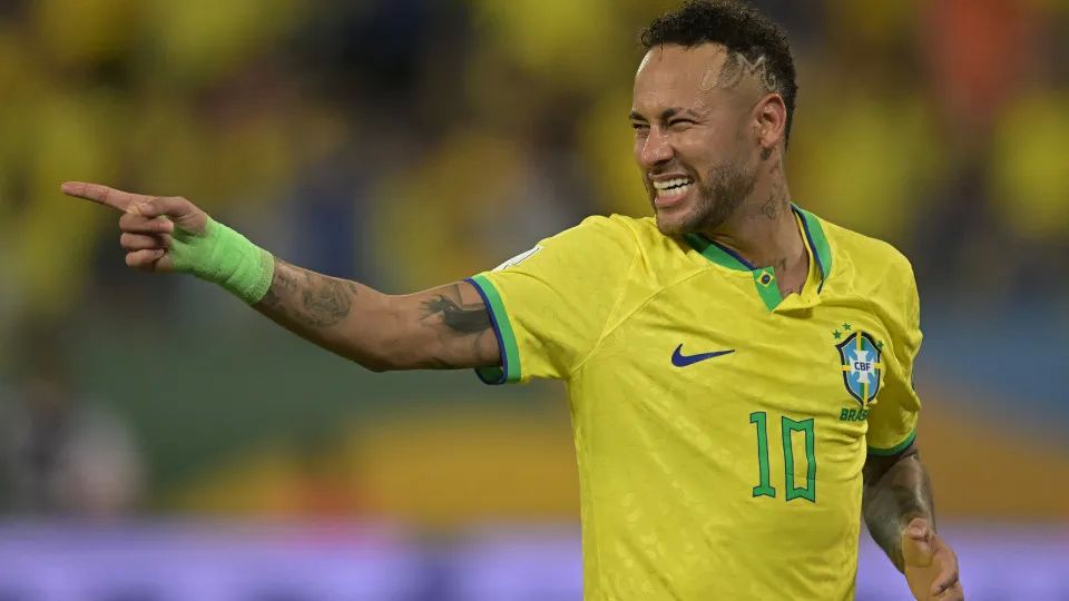 Com lesão de grau 2, Neymar deve desfalcar Brasil no início da Copa do Mundo