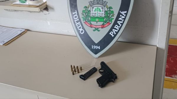 Motorista é preso com arma carregada e sinais de embriaguez após acidente em Toledo