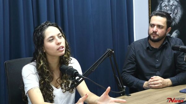 Deputada estadual Ana Júlia e vereador Roberto de Souza falam sobre educação, Copel e cenário político