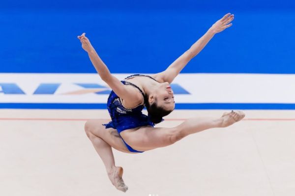 Com três medalhas de Samara Sibin, Agito leva Toledo ao pódio do Torneio Internacional de Ginástica Rítmica de Portimão