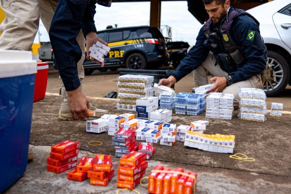 PRF prende 4 pessoas com 2 mil ampolas de tirzepatida contrabandeadas na BR-277 em Cascavel