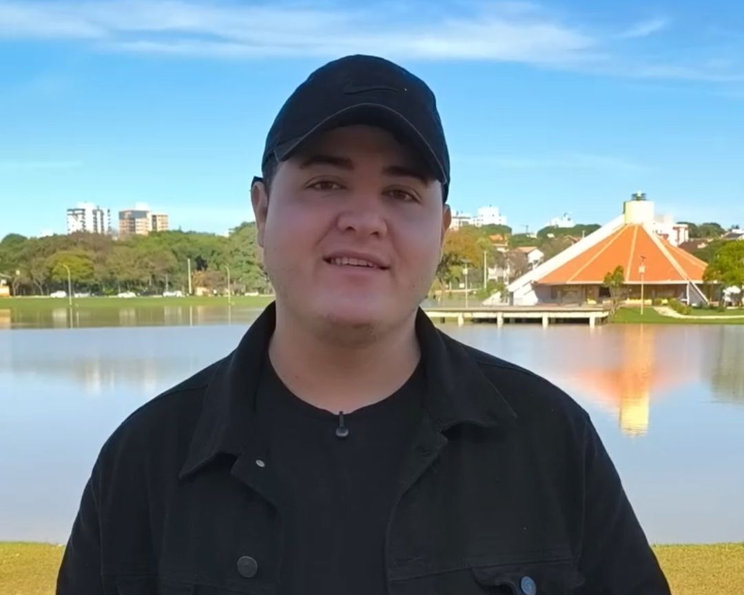 Criador de conteúdo de Toledo viraliza com voz feminina e soma milhões de visualizações