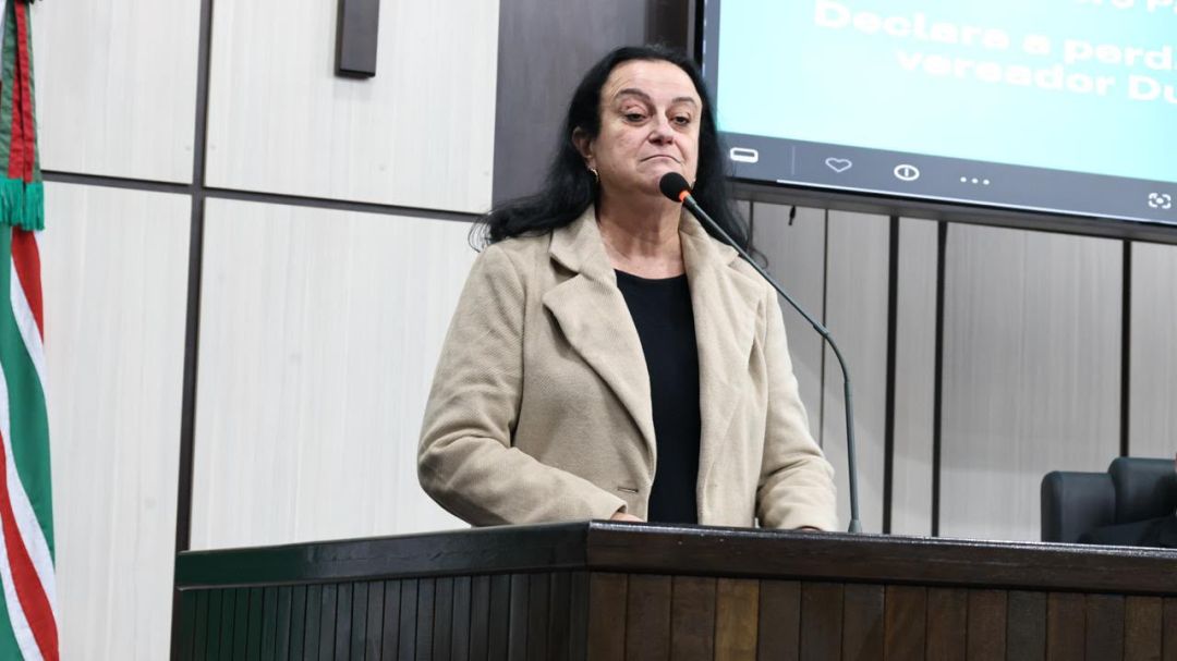 Professora Marli quer garantir a professores de Educação Física o direito de concorrer à direção de escolas em Toledo