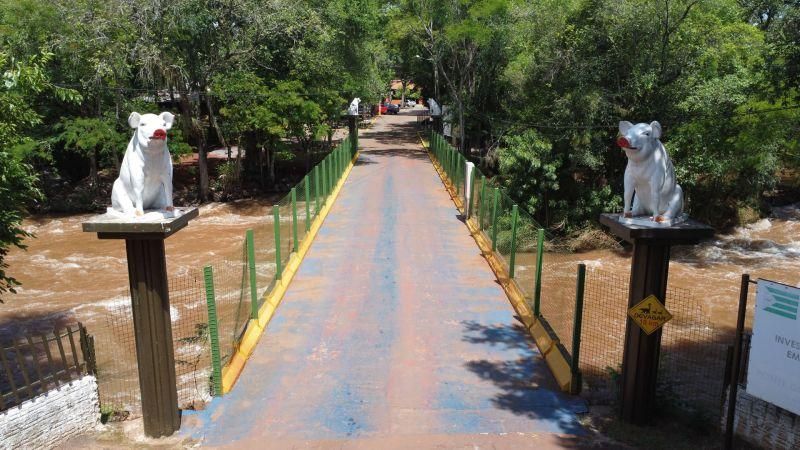 Prefeito sanciona lei e amplia apoio à Festa do Porco no Rolete para até R$ 225 mil