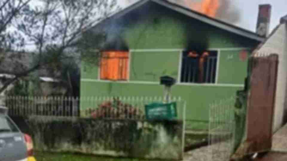 Idosa morre durante incêndio em residência no interior do Paraná