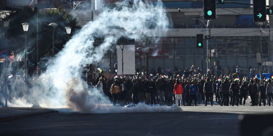 Congresso boliviano aprova lei de estado de exceção