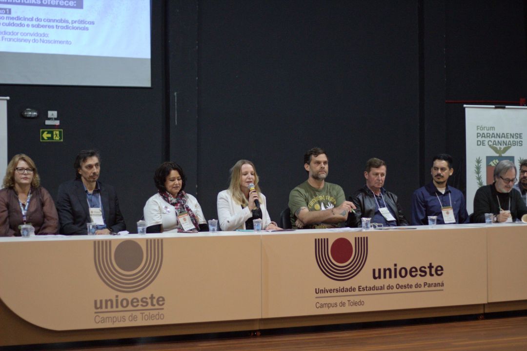 Fórum na Unioeste Campus de Toledo amplia debate sobre qualidade de vida e acesso a terapias seguras