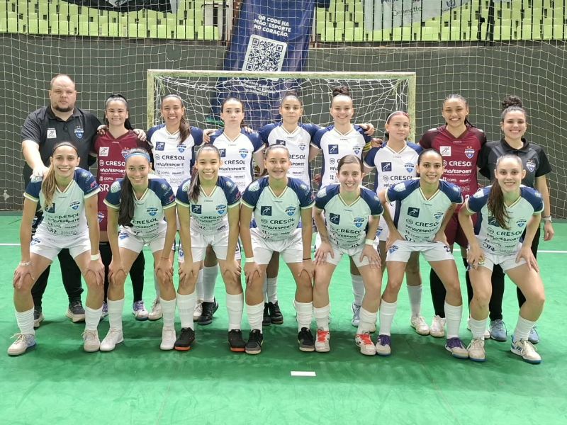 Stein Cascavel Futsal Feminino Sub-20 goleia o Seleto Clube Maringá e mantém liderança isolada da Chave Prata do Paranaense