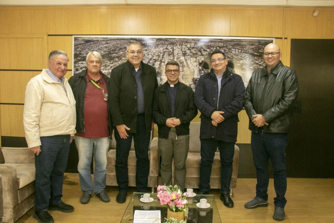 Paróquia São Pedro e São Paulo convida prefeitura para Festa do Padroeiro