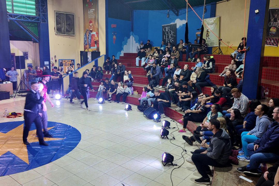 Oficinas e apresentações encerram 13º Festival Nacional de Circo de Toledo