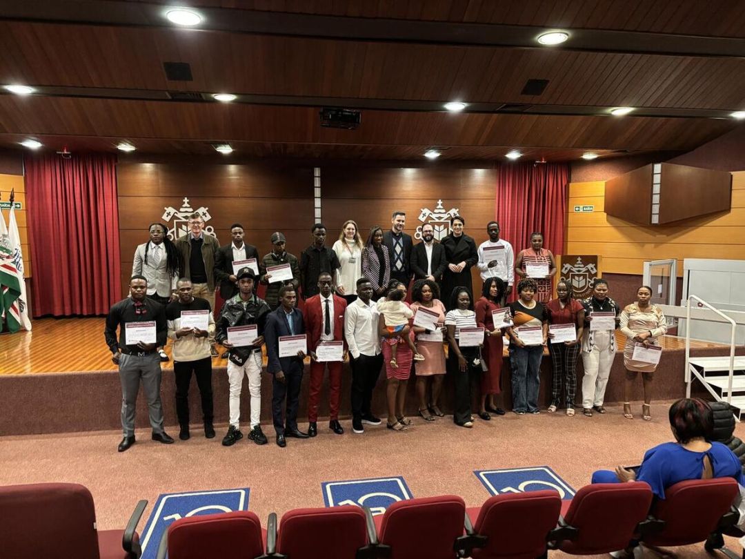 Curso de Português para Migrantes certifica 57 participantes em Toledo